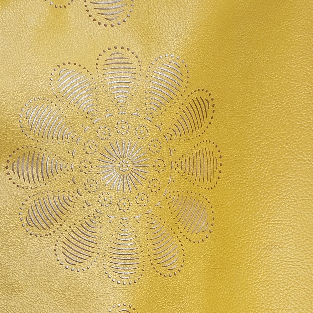 Vegan leather tote - Picture 3 of 8
